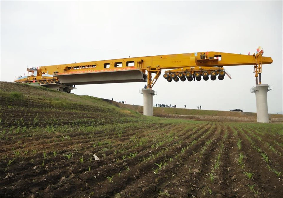 Grúa de montaje de vigas de puente